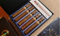 战神雪茄四号：体验烟草艺术的魅力(战神4号雪茄多少钱一盒)