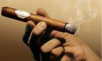 网购雪茄指南：品尝世界各地的烟草佳作(网上雪茄)