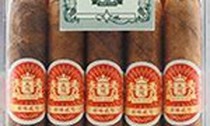 体验王冠雪茄二号：优雅香烟的完美选择(王冠雪茄原味2号十支装)