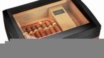 雪茄盒的艺术之美：品味与收藏的完美选择(雪茄盒子)